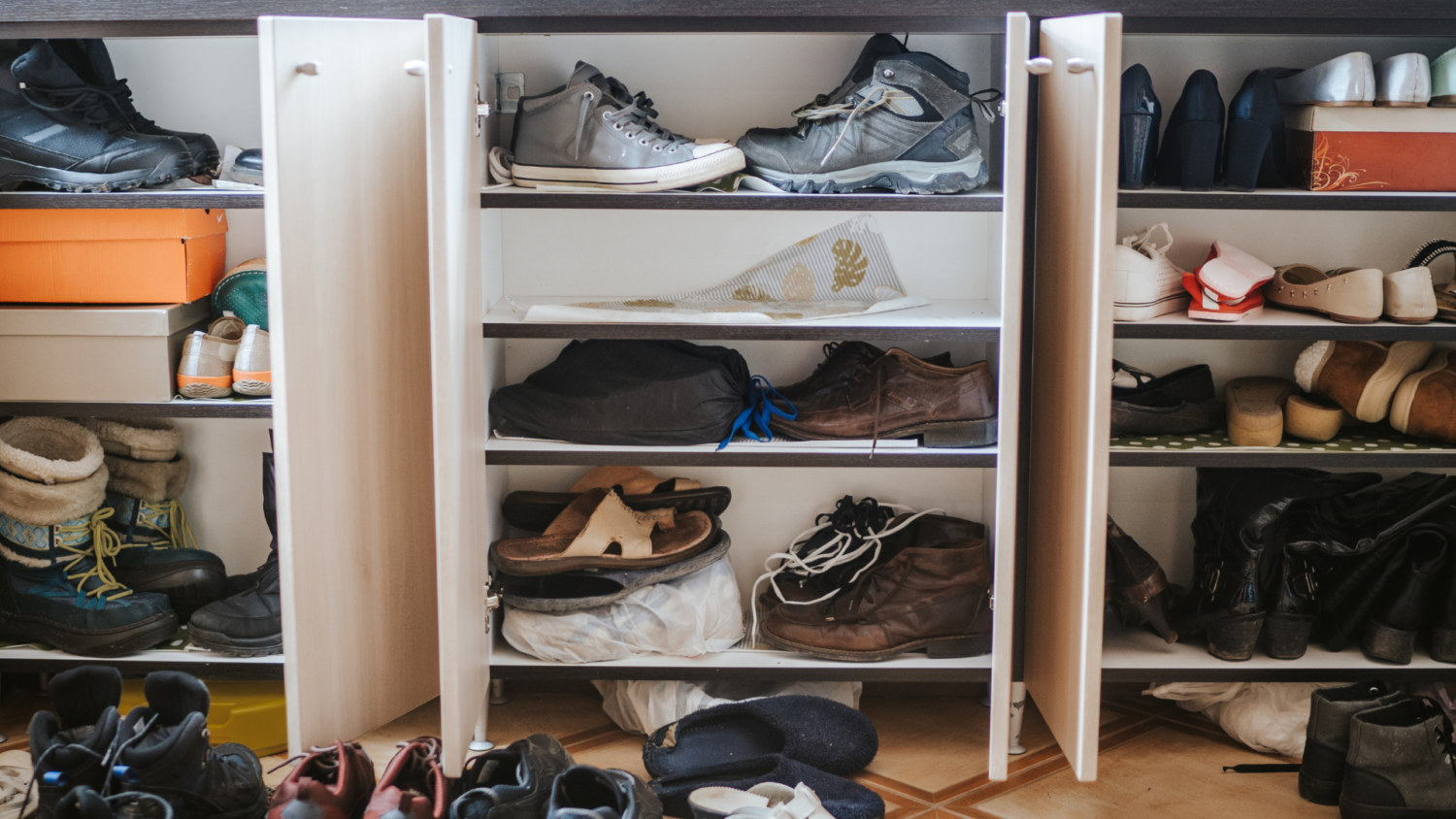 シューズクローク「3大ガッカリ」の正体
