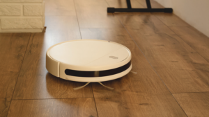 ④ 重い家具が置きやすく、ロボット掃除機も活躍